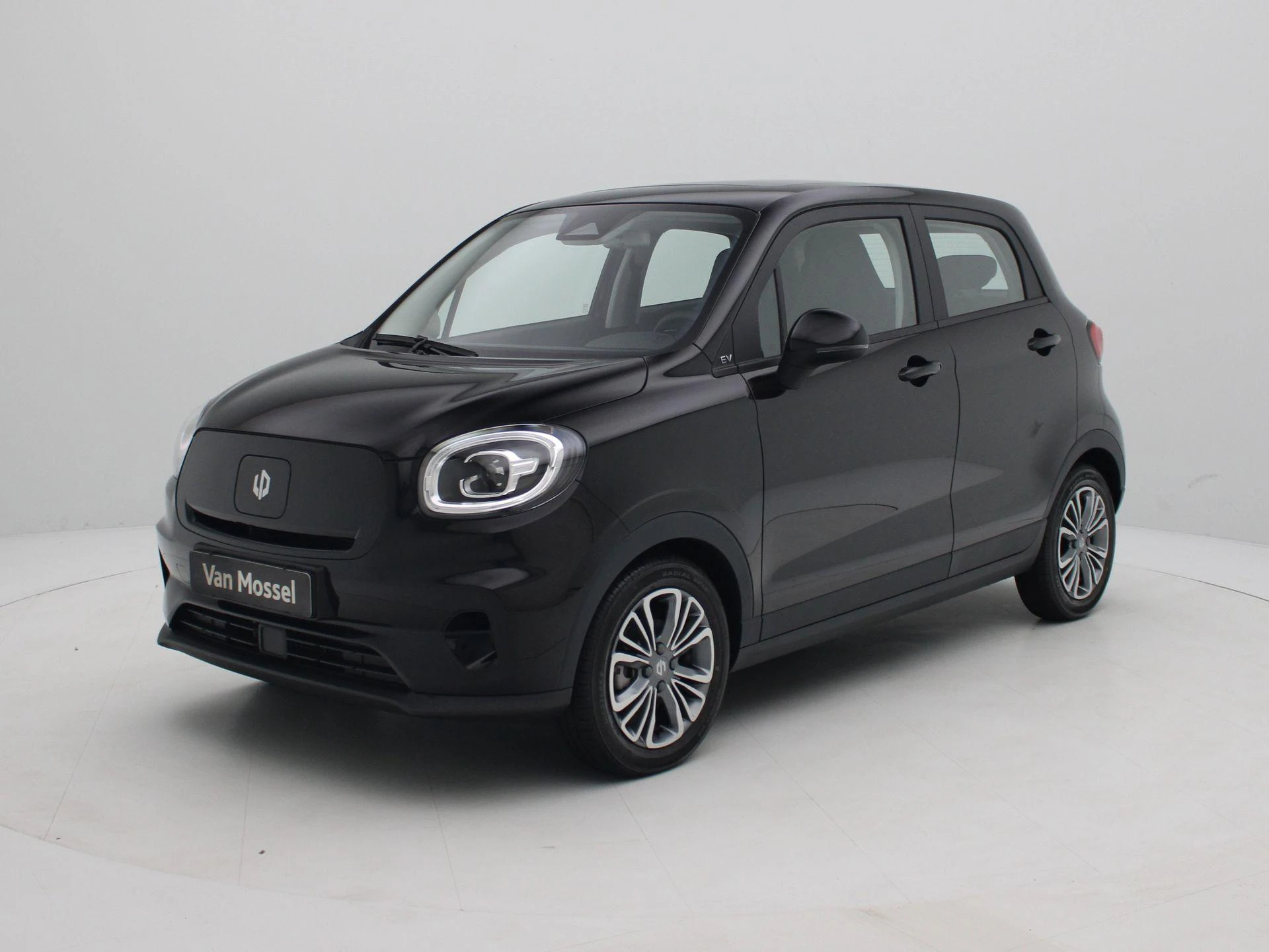 Leapmotor-T03-image-0