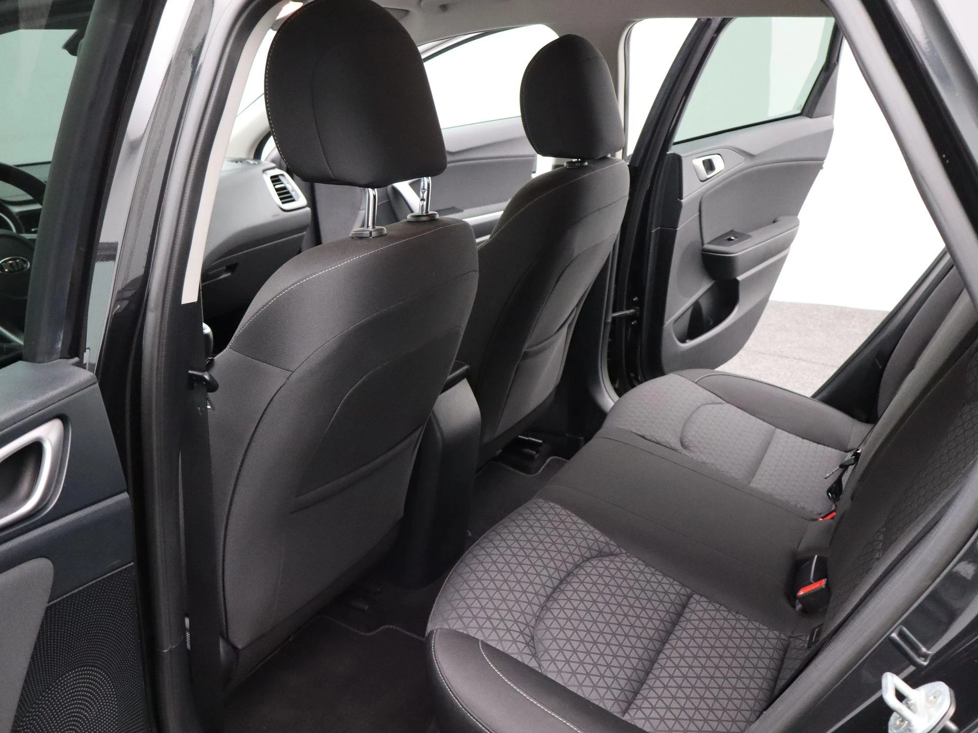 Kia-Ceed Sportswagon-image-31