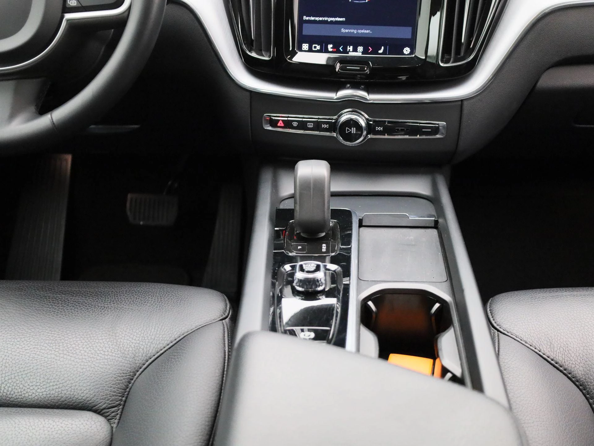 Volvo XC60 B4 Diesel Geartronic Momentum Pro