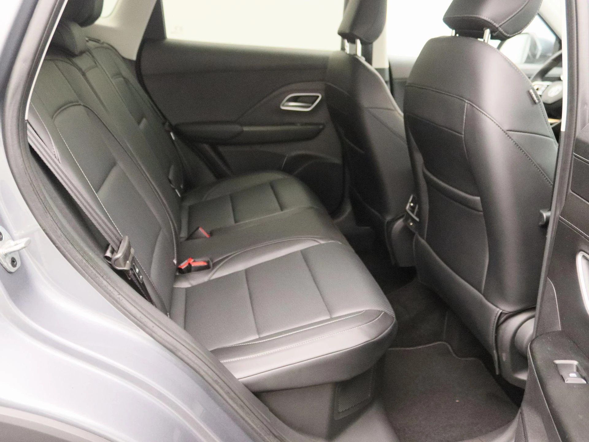 MG-ZS-image-23