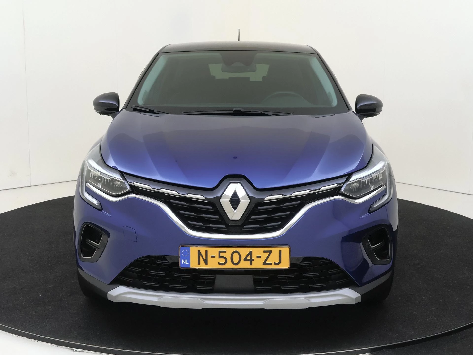 Renault-Captur-image-1