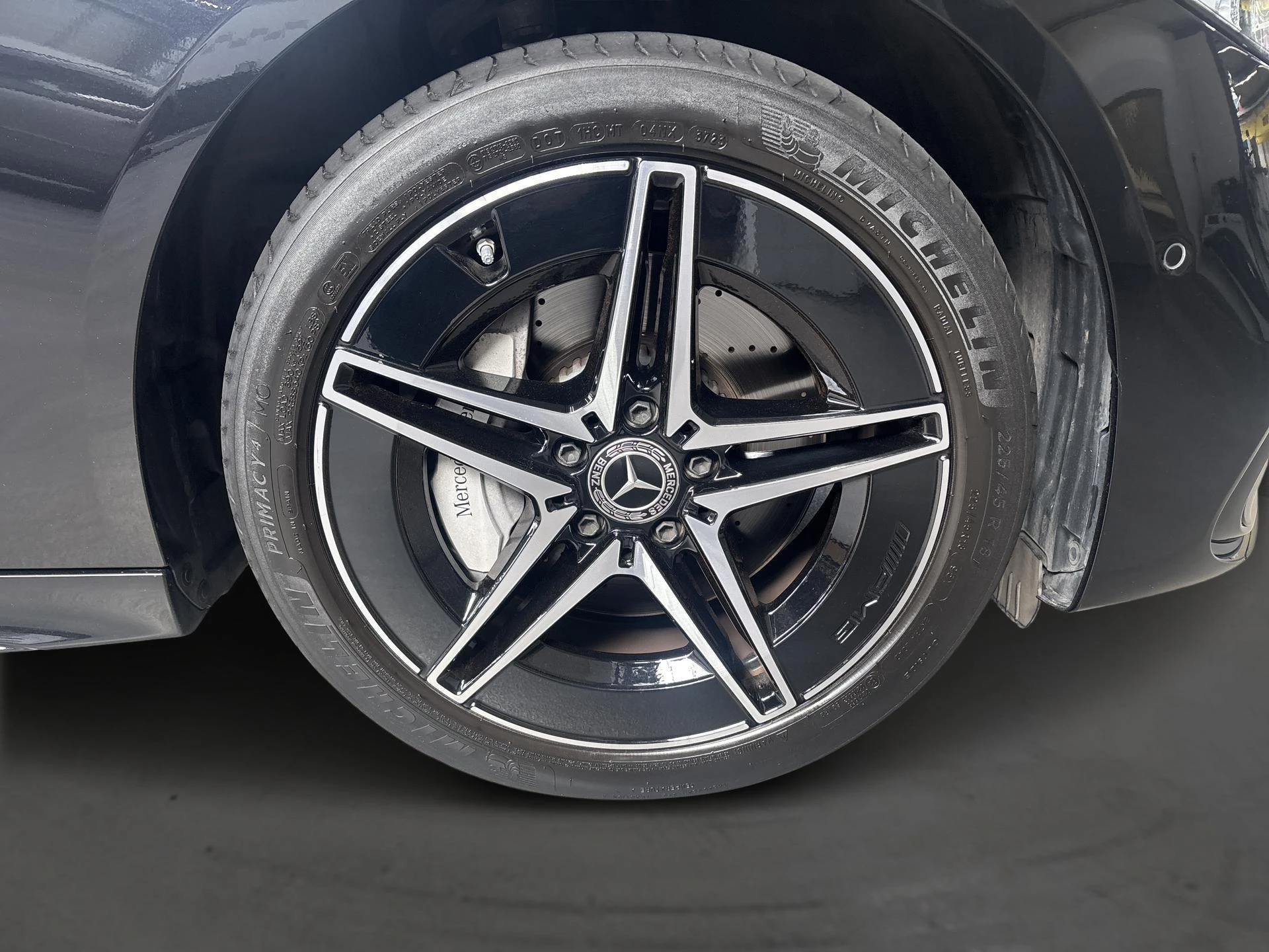 Mercedes-Benz Classe C 300 e AMG Line Berline + CARPLAY + LED + CAMERA + NIGHTPAKKET +