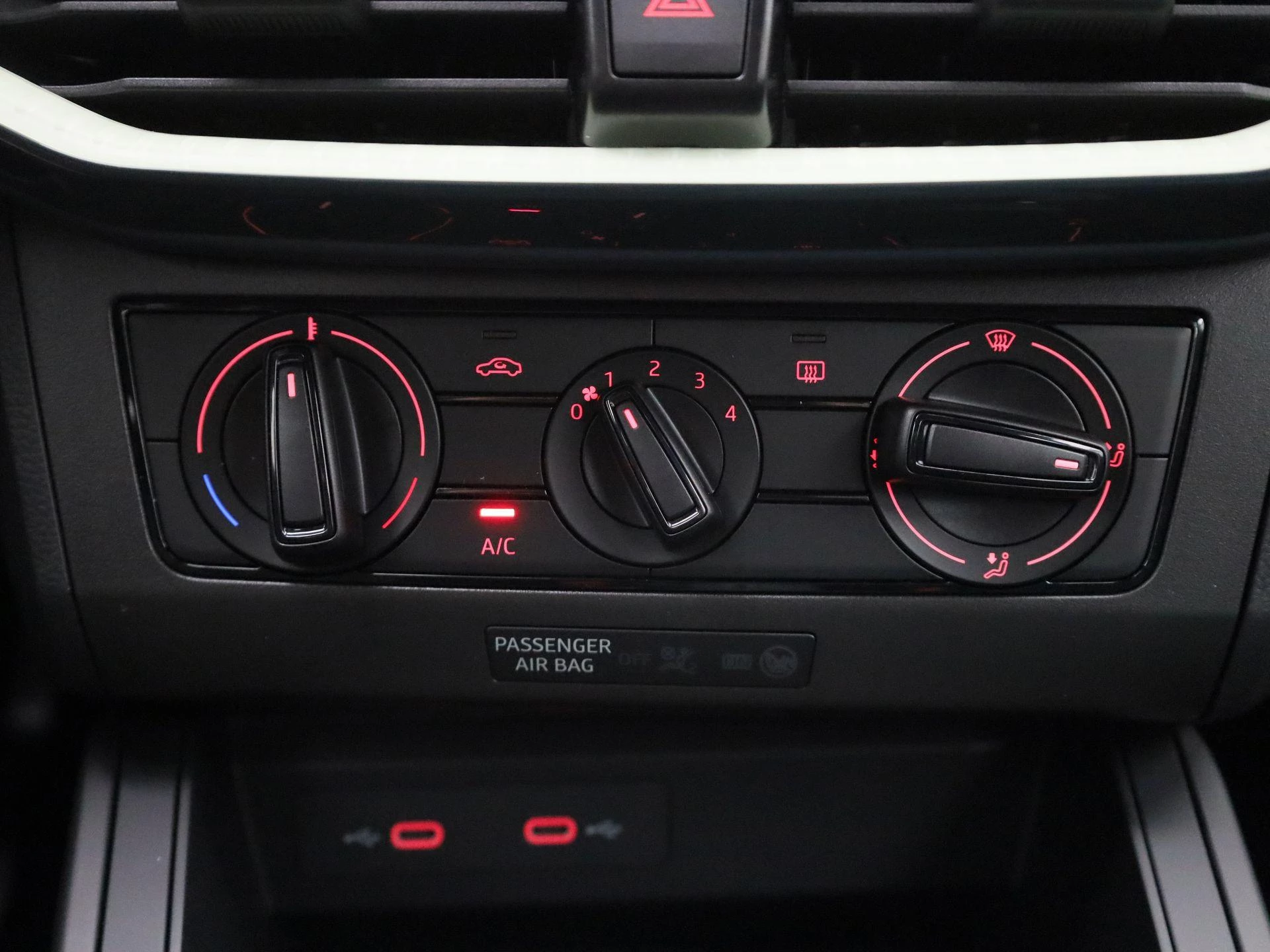 SEAT-Ibiza-image-16