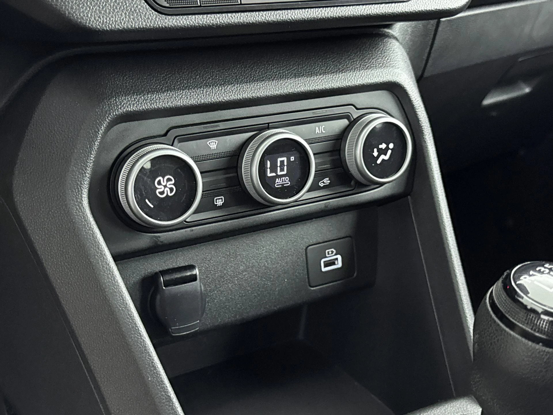 Dacia-Sandero Stepway-image-24