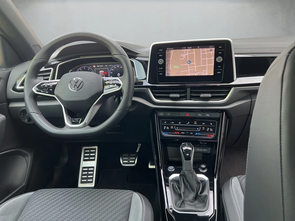 Volkswagen-T-Roc-image-7