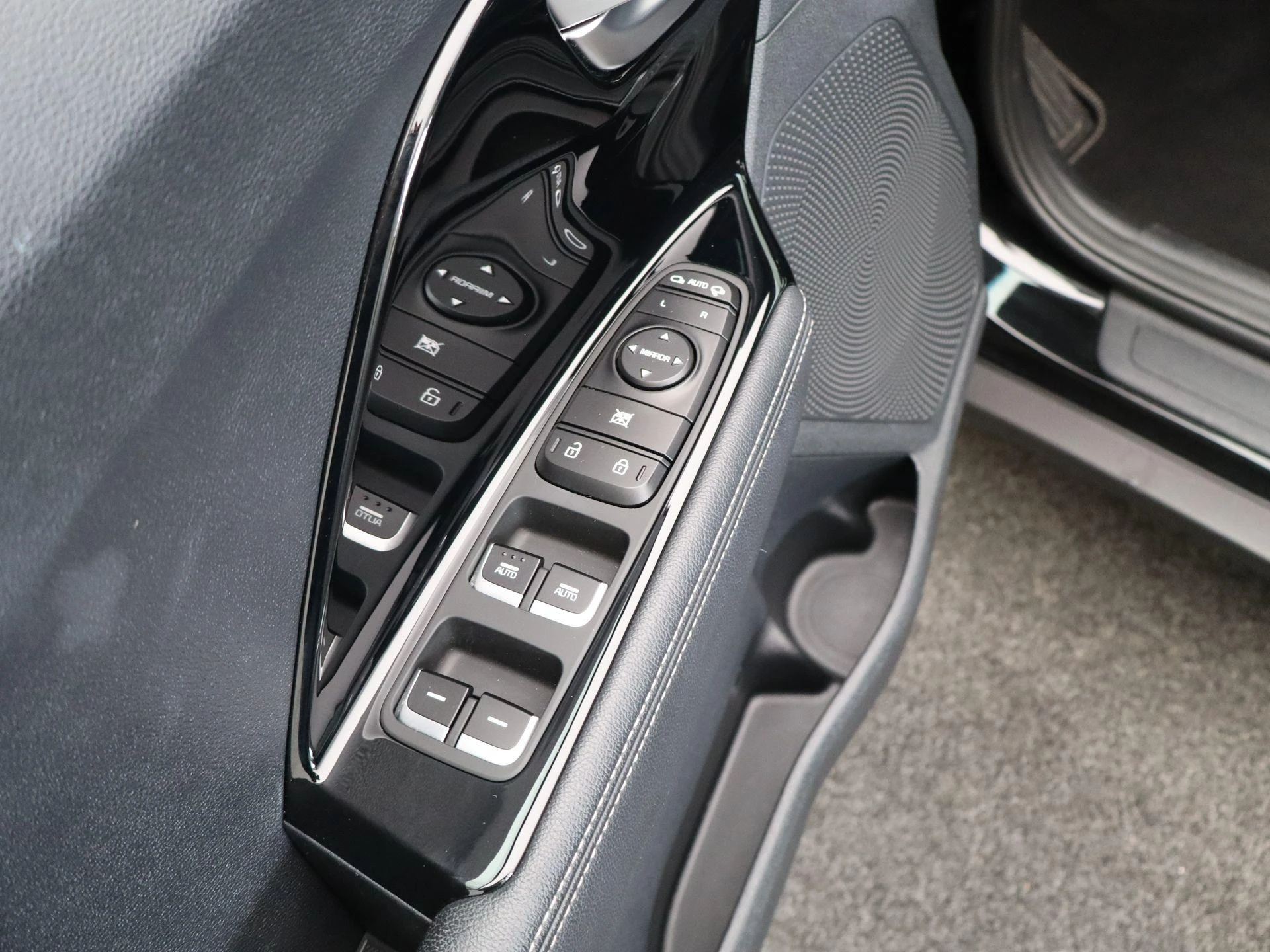 Kia-Niro-image-23
