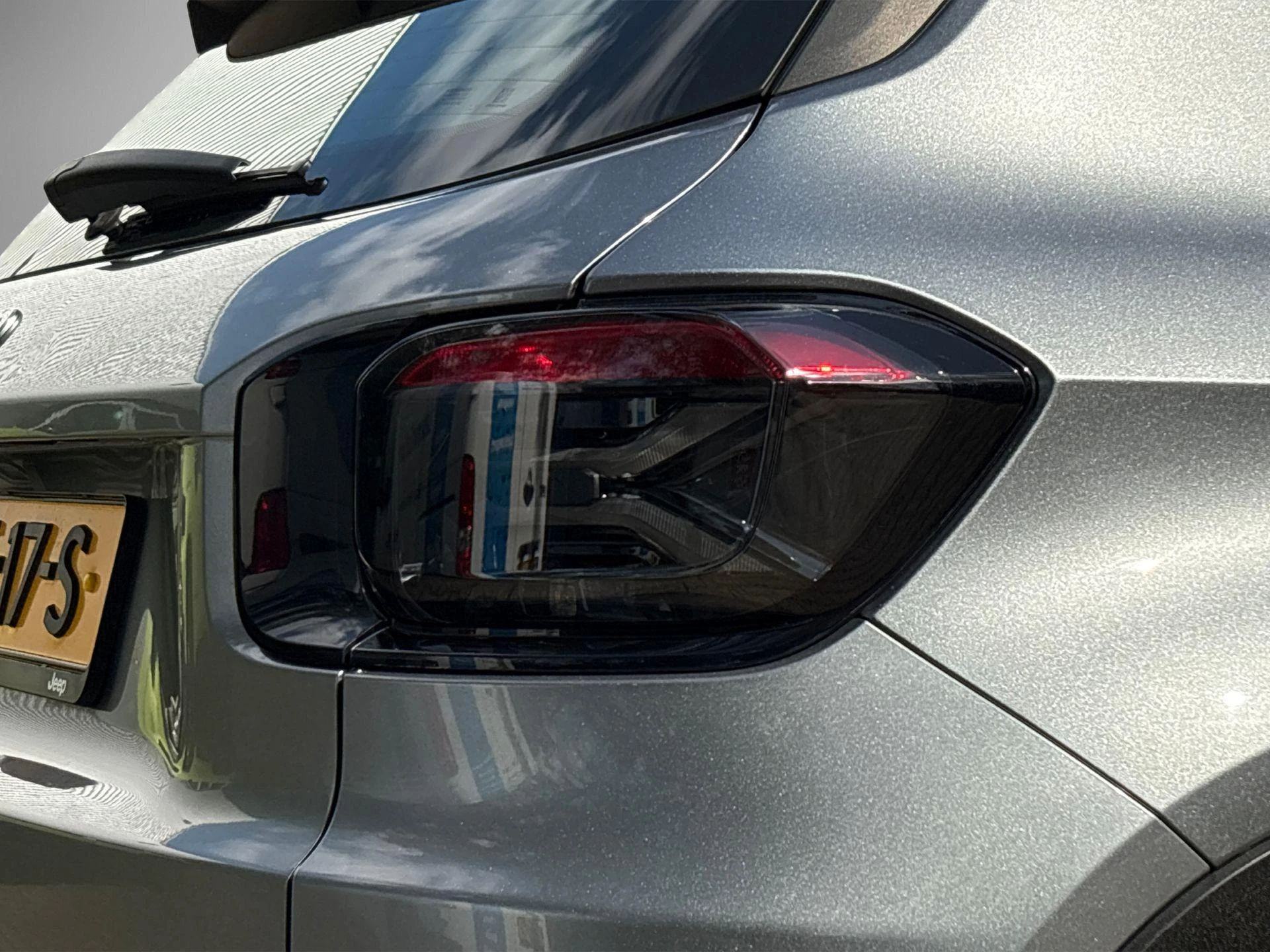 Jeep Avenger 1.2 e-Hybrid Altitude
