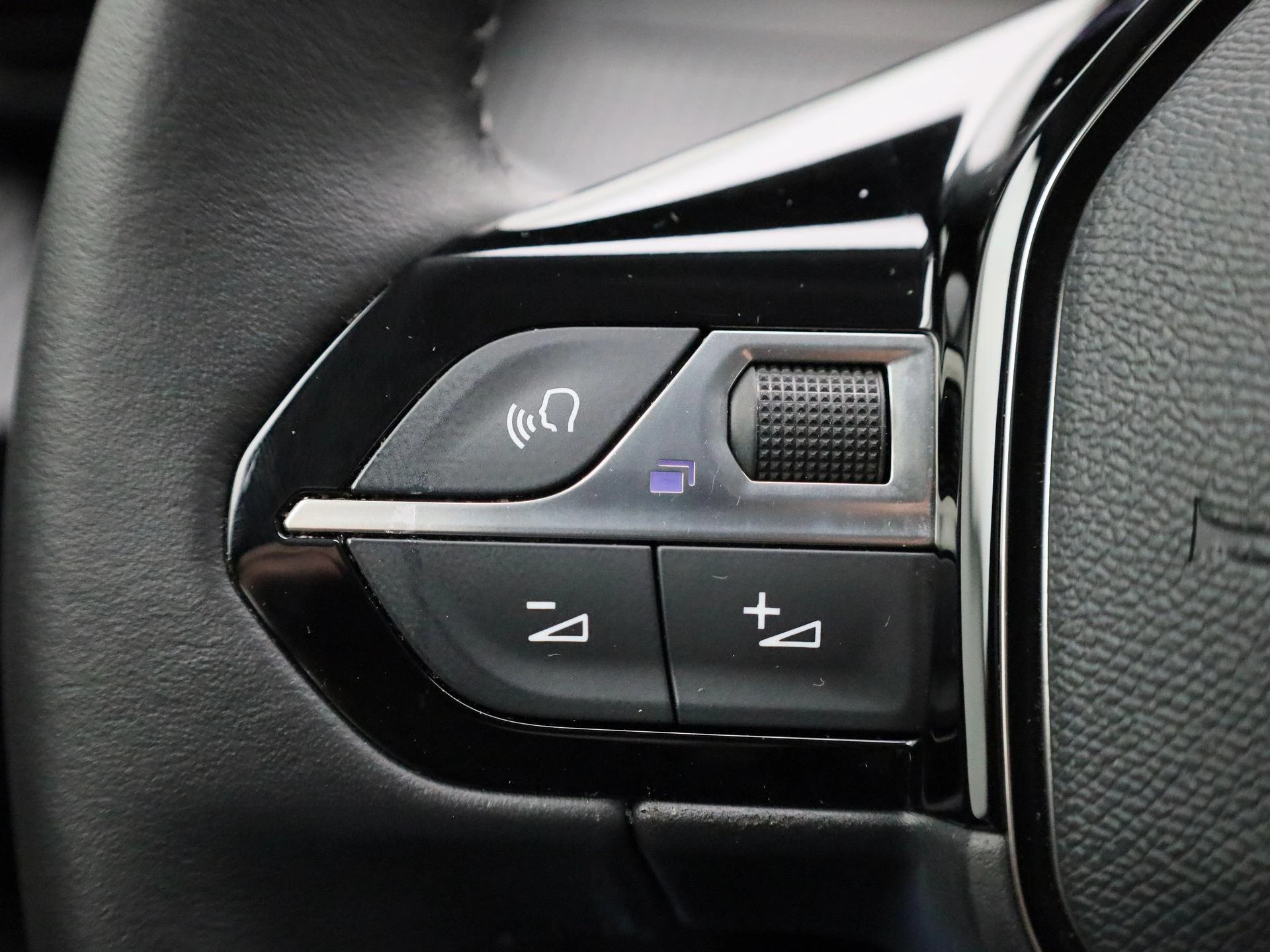Peugeot-2008-image-16