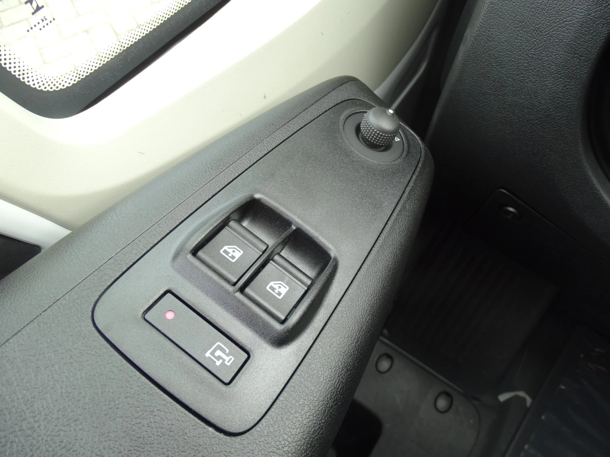 Opel-Movano-image-18