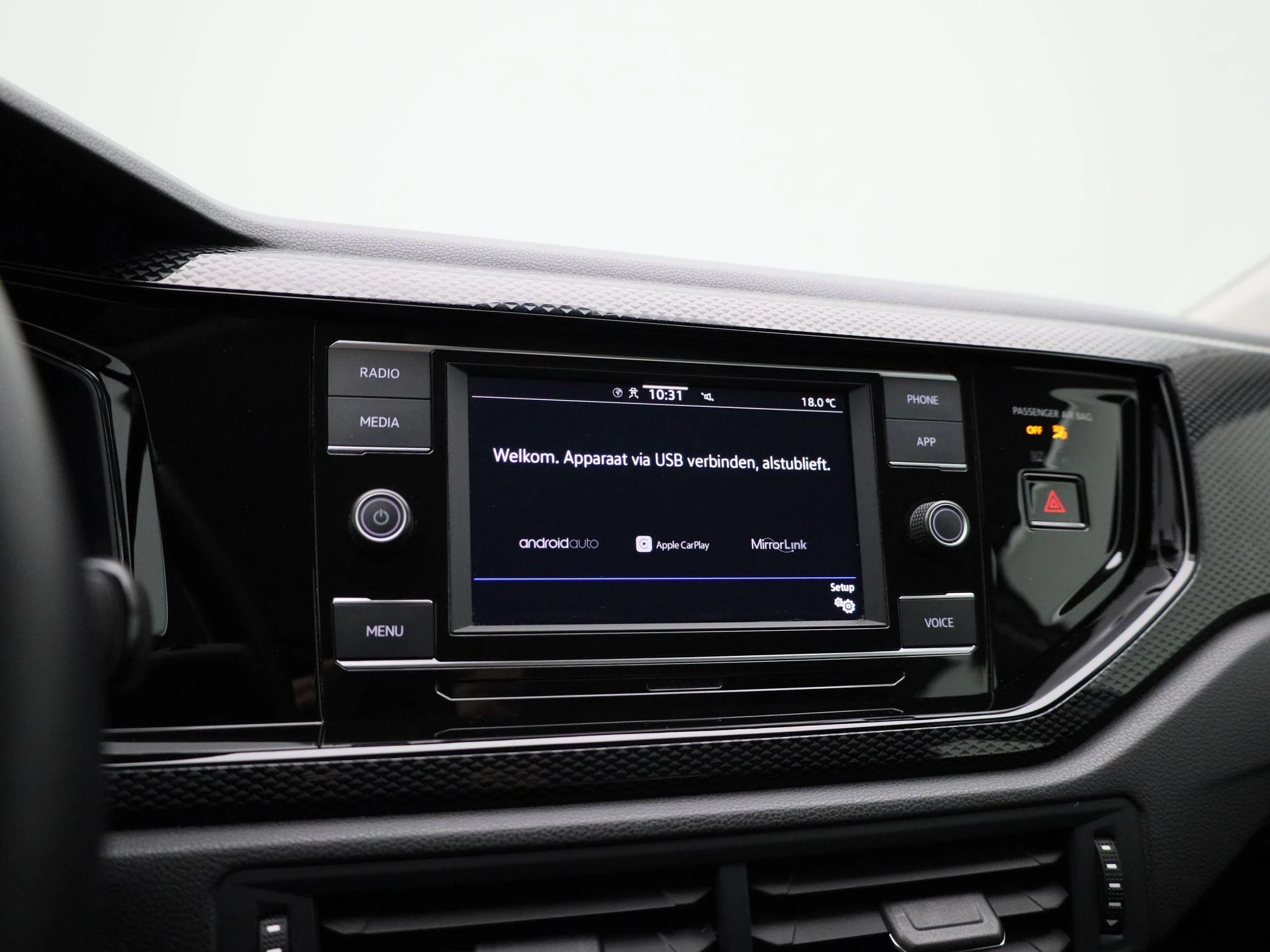 Volkswagen-Taigo-image-13