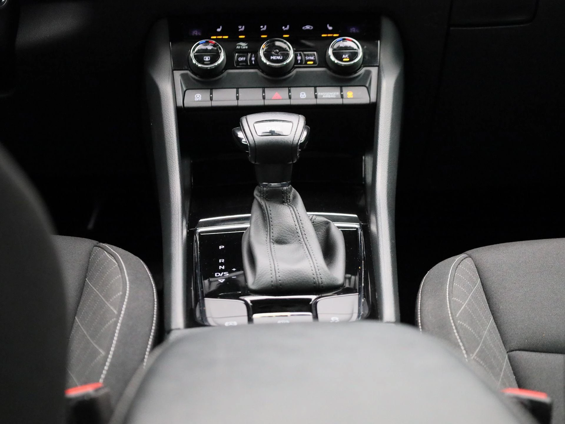 Škoda-Karoq-image-9