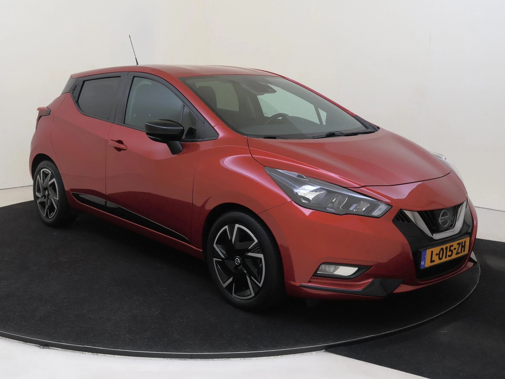 Nissan-Micra-image-1