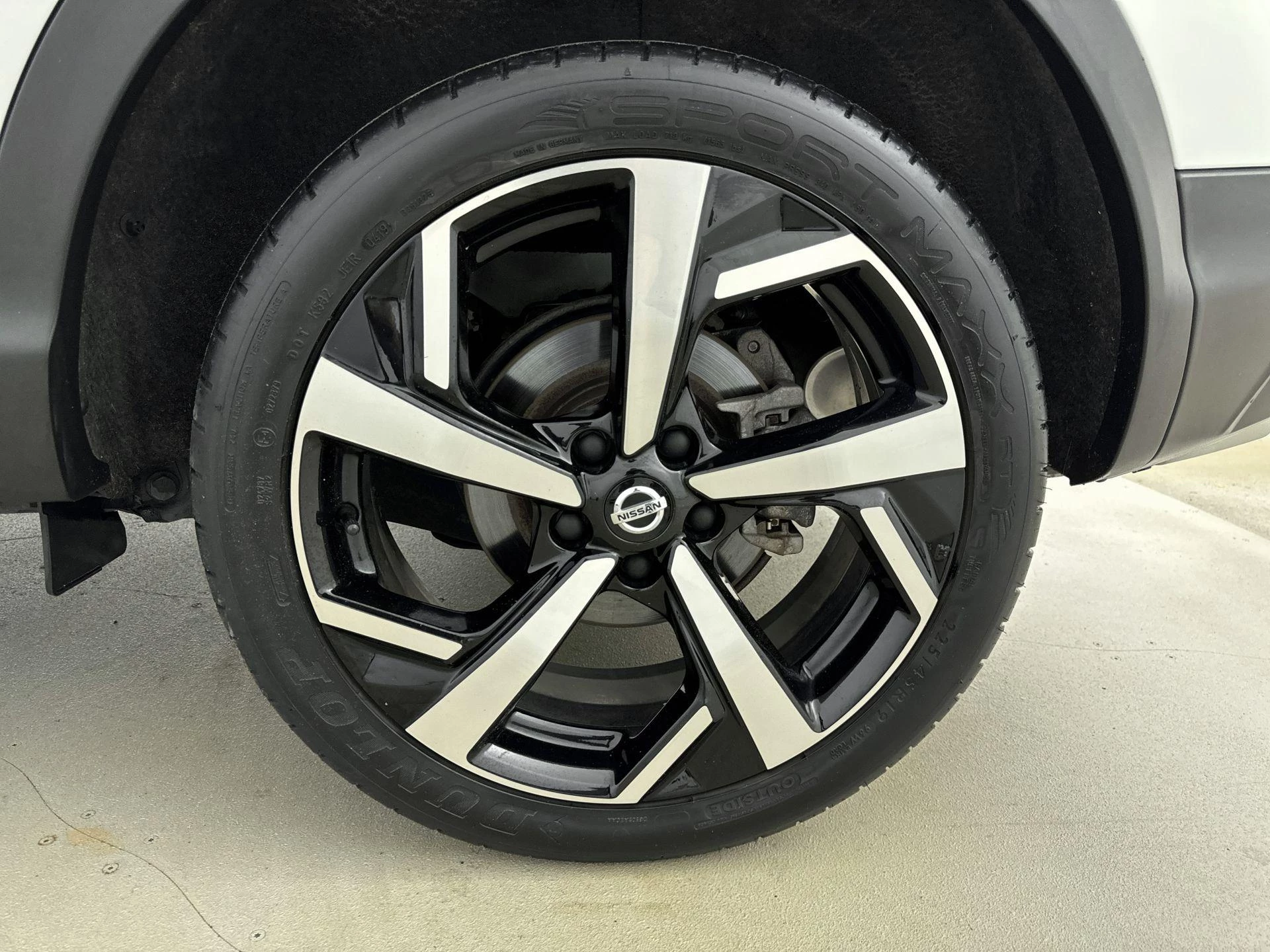 Nissan-QASHQAI-image-24