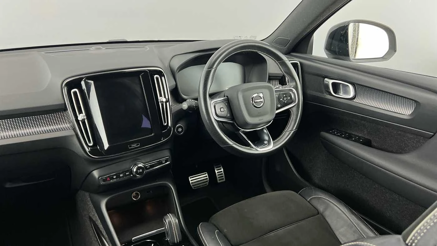 Volvo-XC40-image-4