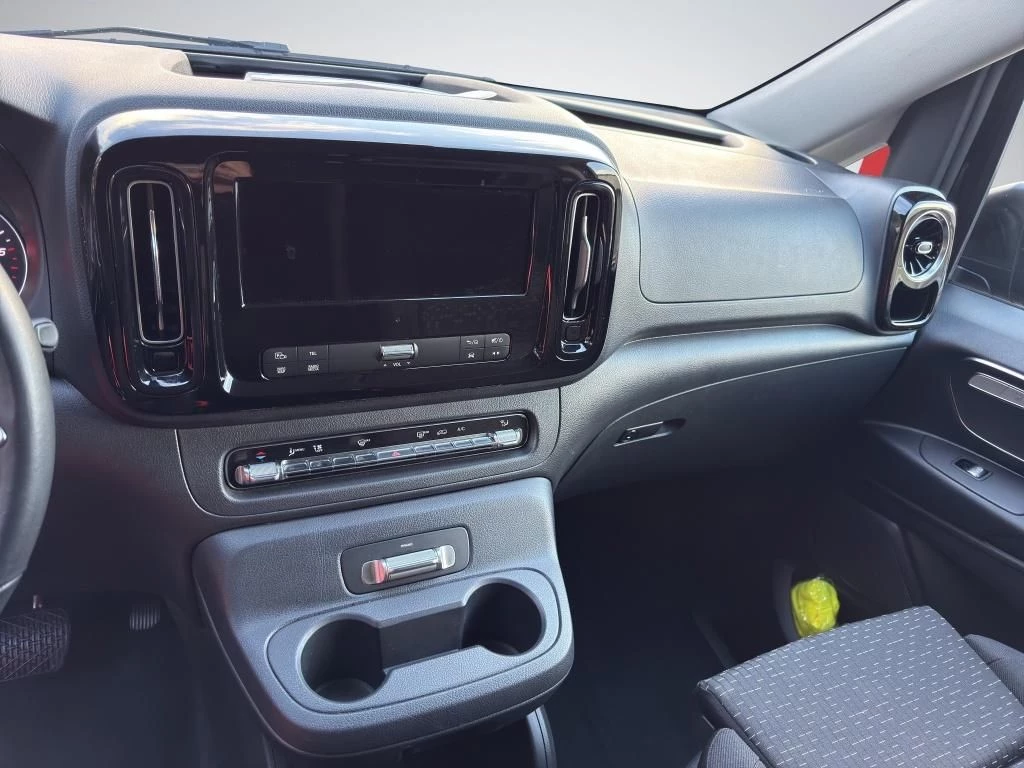 Mercedes-Benz Vito 116 TOURER SELECT NEUES MODELL AHK LED KAM TourerW447 VITO 116 TOURER SELECT NEUES MODELL AHK LED KAM Tourer