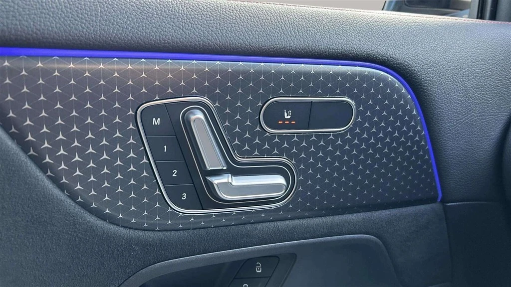 Mercedes-Benz-EQA-image-10