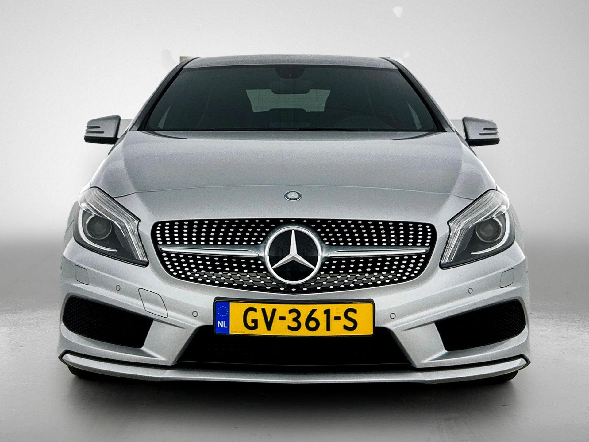 Mercedes-Benz-A-Klasse-image-4