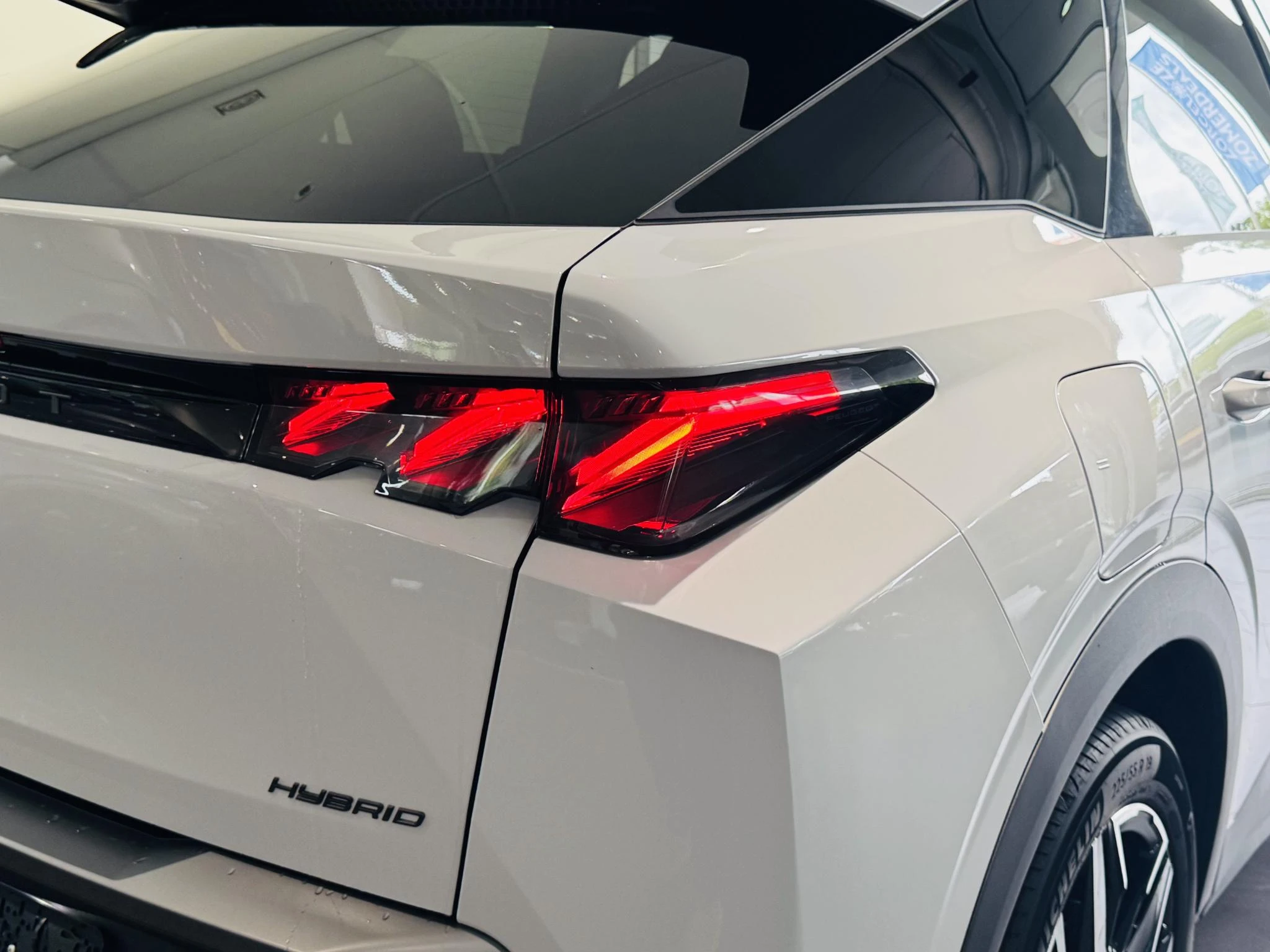 Peugeot 3008 1.2 Hybrid 136 GT