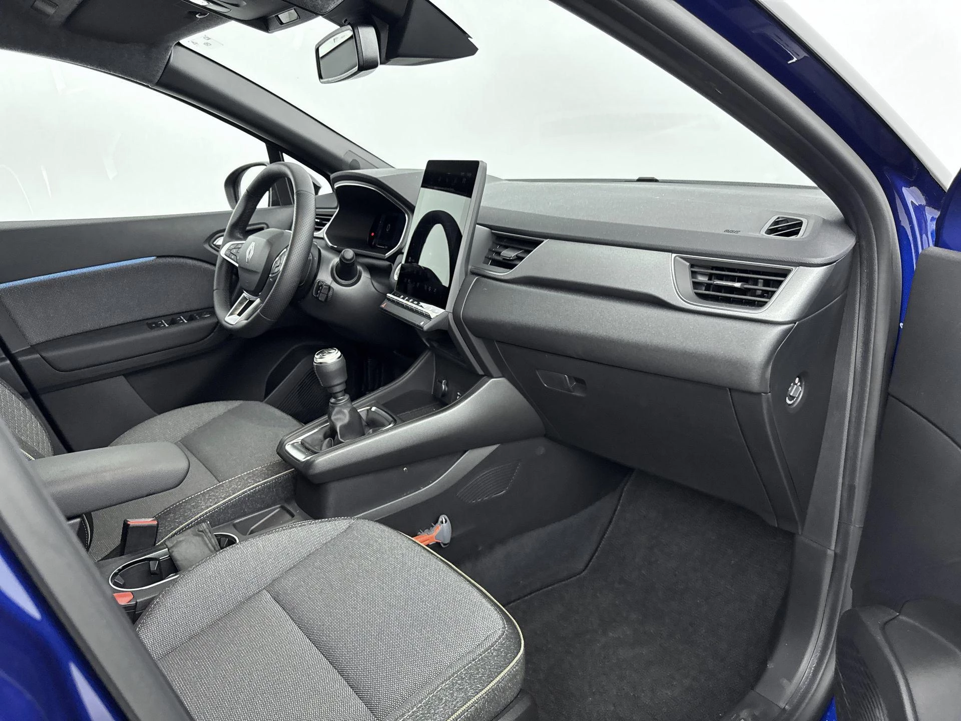 Renault-Captur-image-16