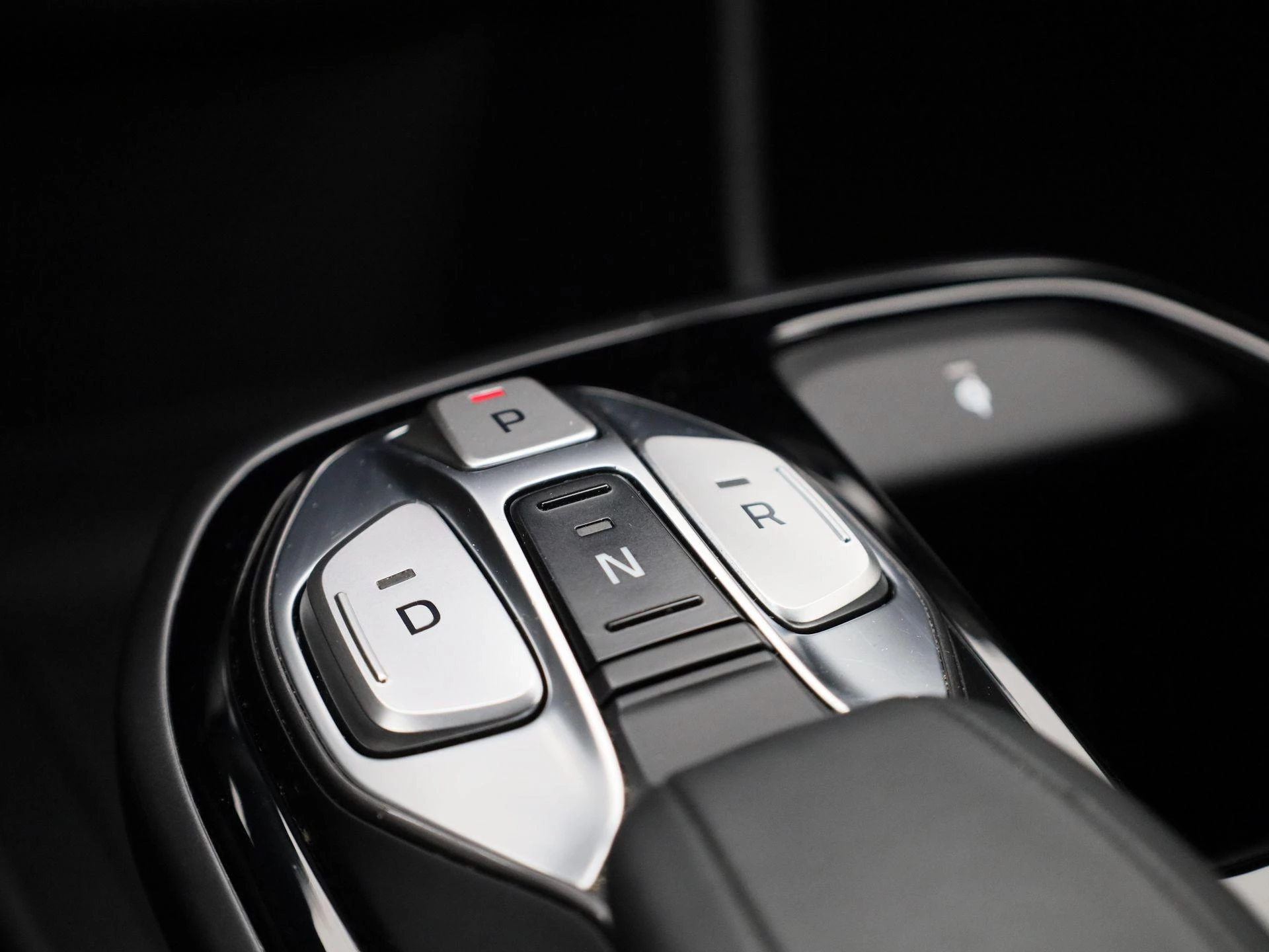 Hyundai-IONIQ-image-17