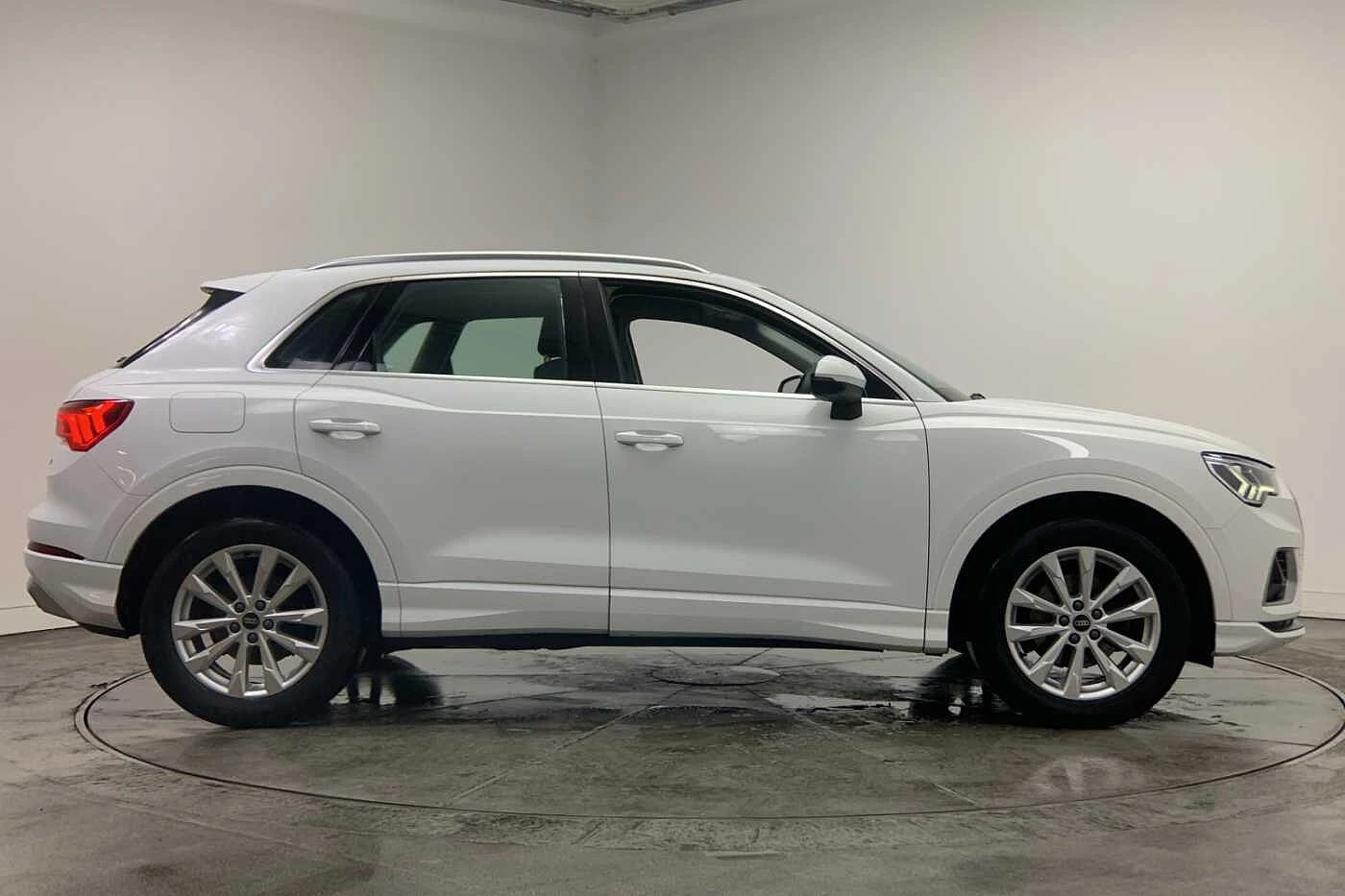 Audi-Q3-image-3