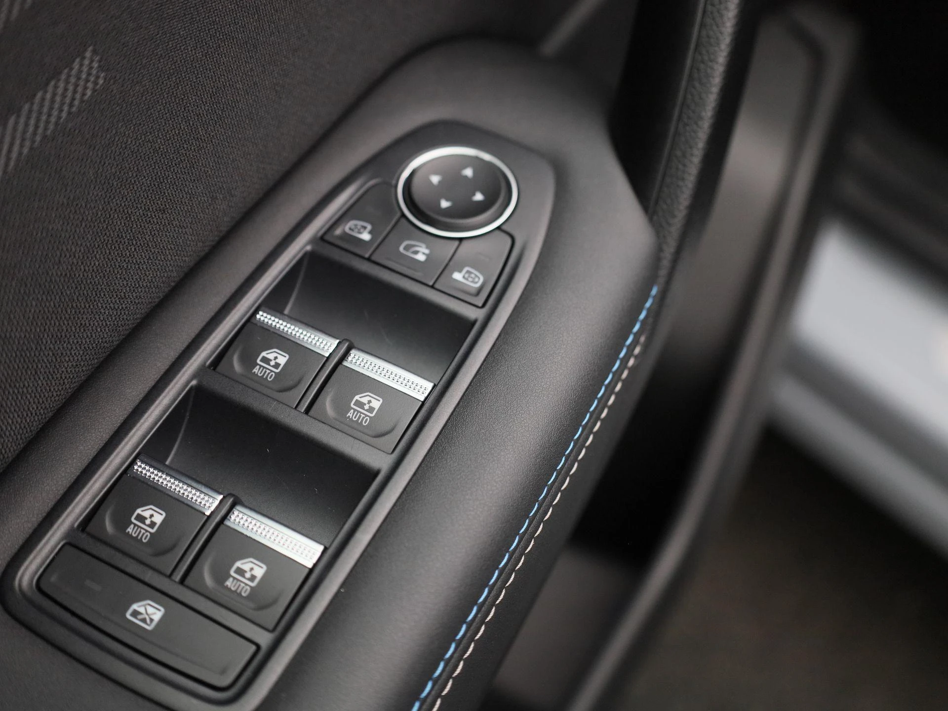 Renault-Captur-image-30