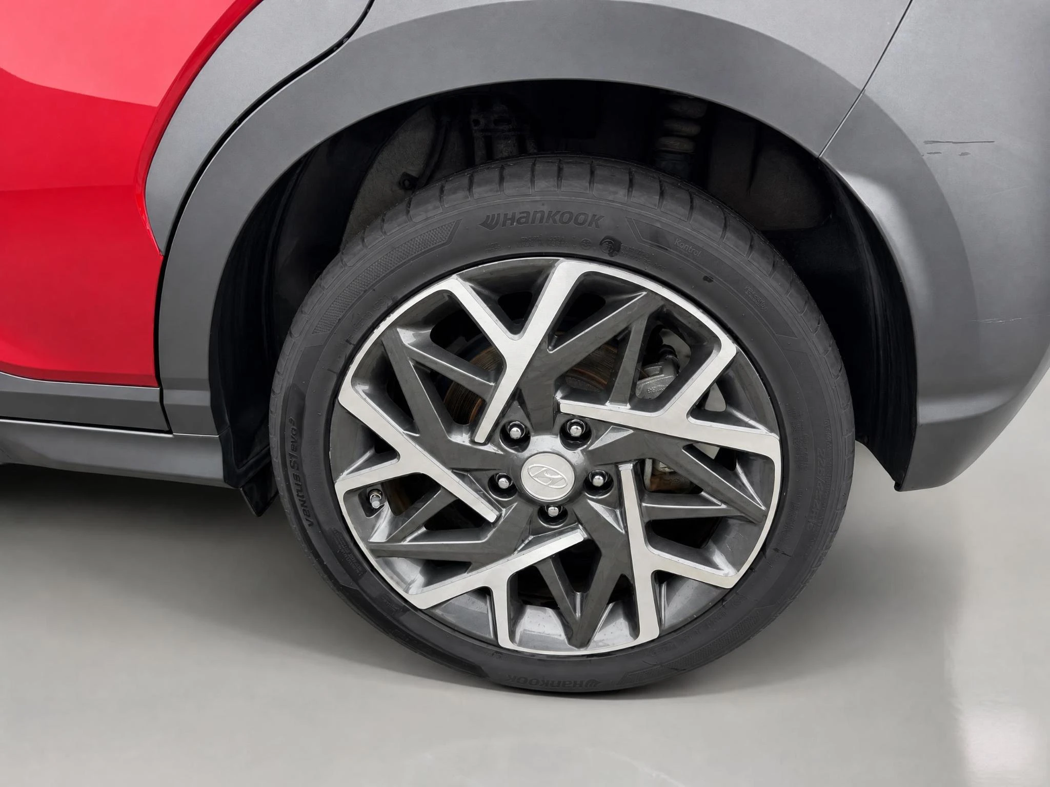 Hyundai-Kona-image-8