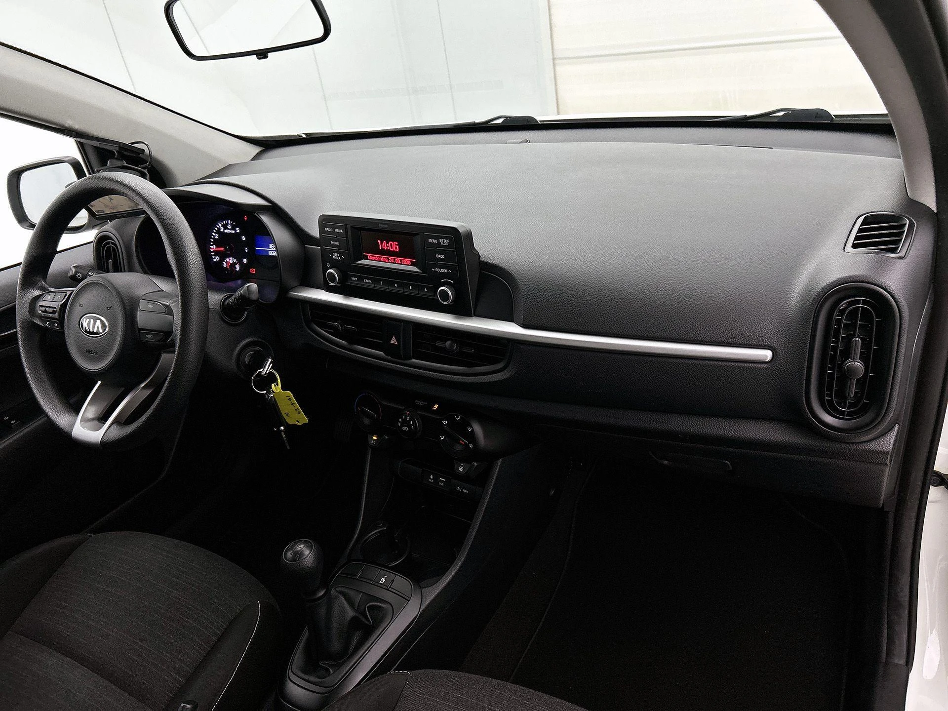 Kia-Picanto-image-10
