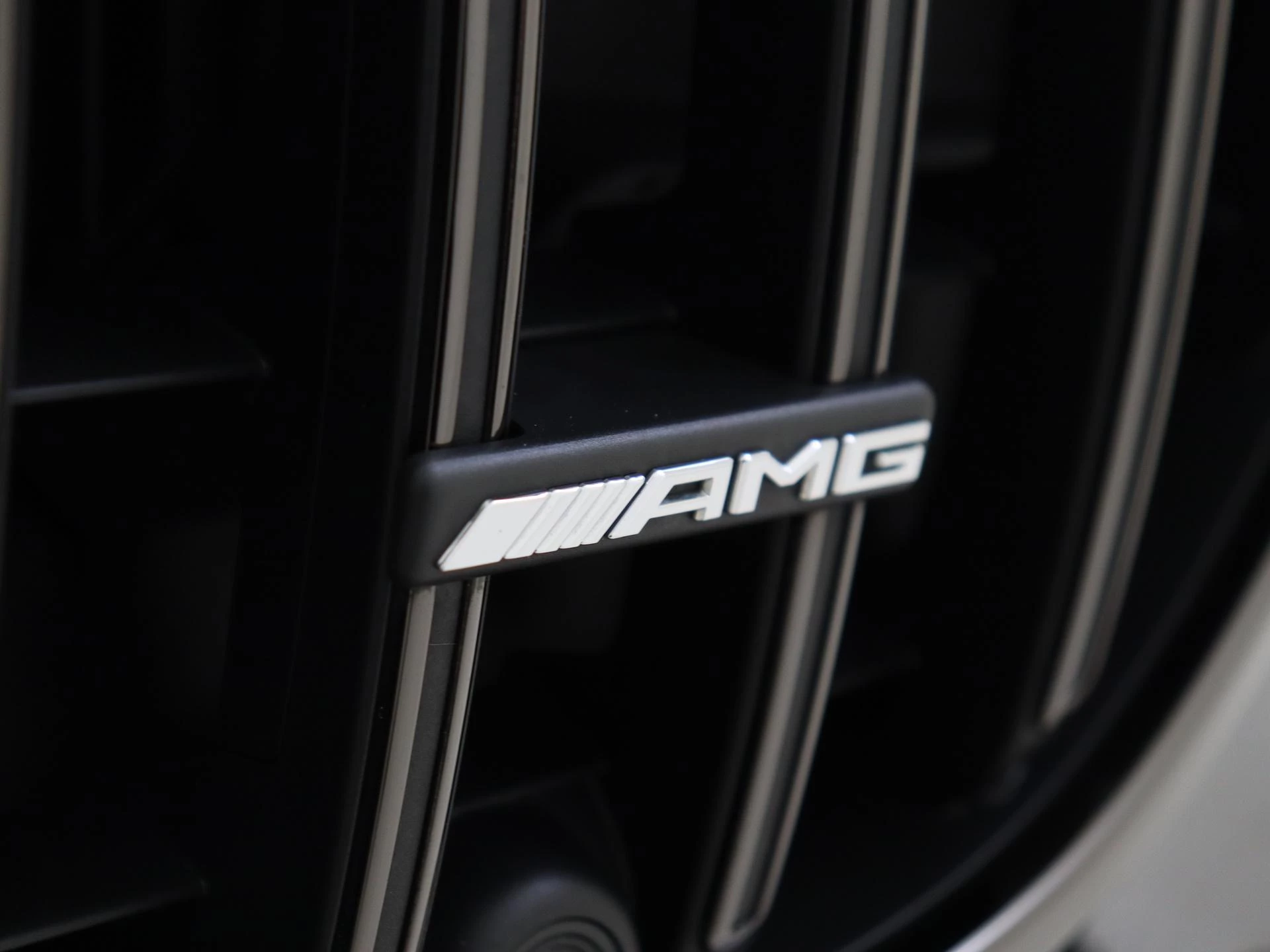 Mercedes-Benz-S-Klasse-image-11
