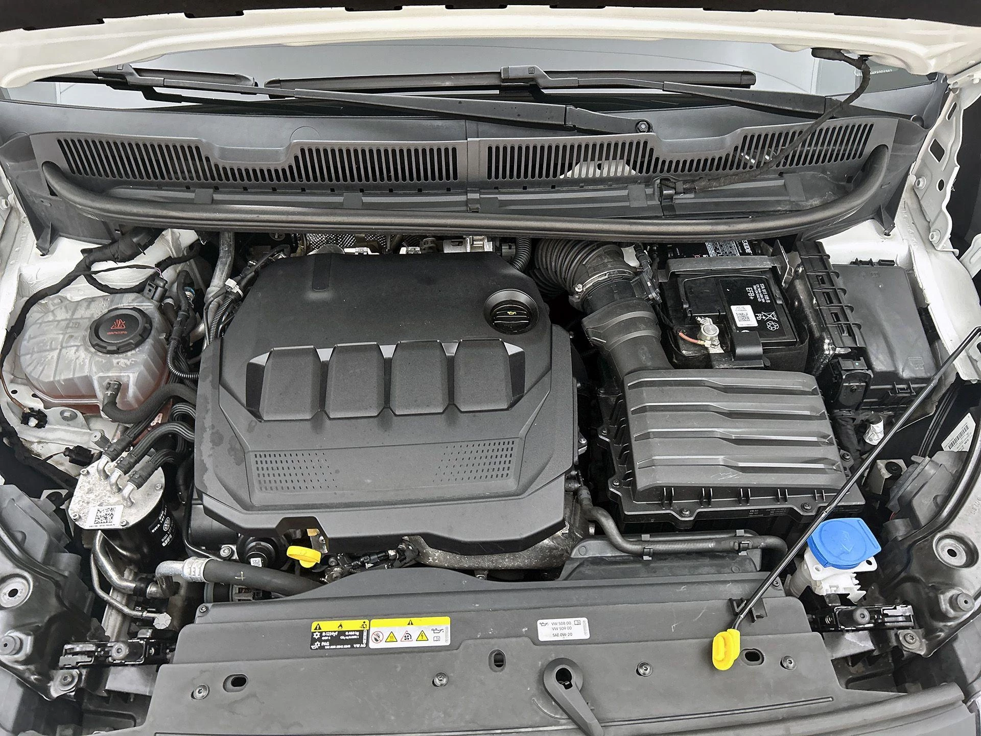 Volkswagen-Caddy-image-20