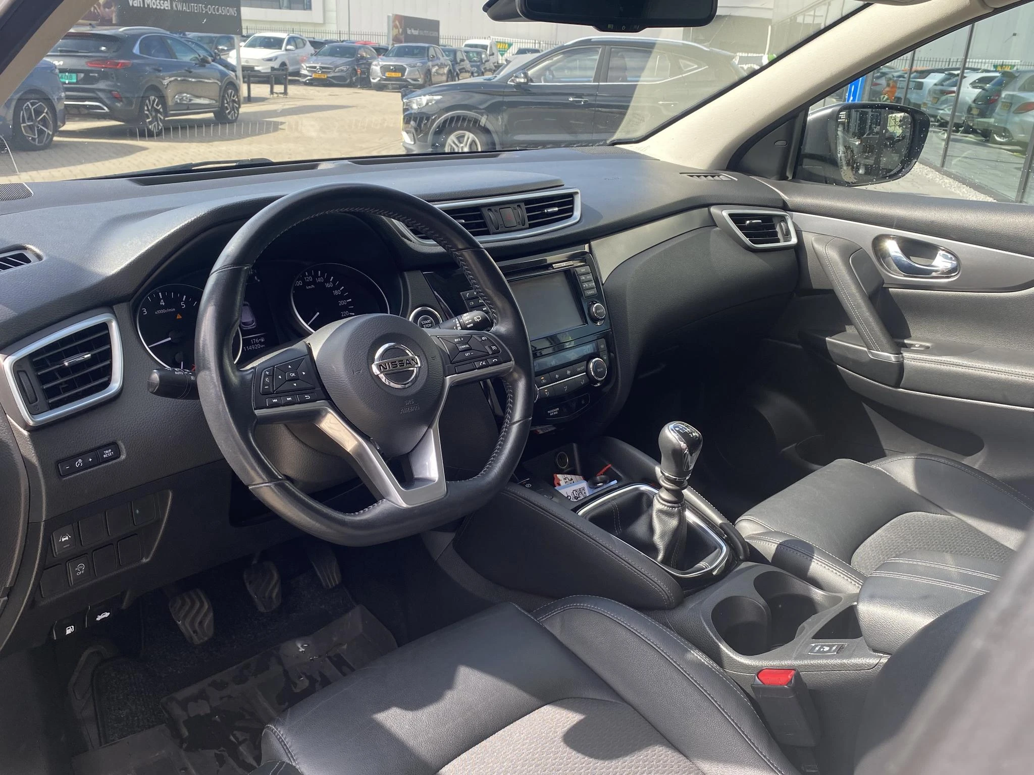 Nissan-QASHQAI-image-3