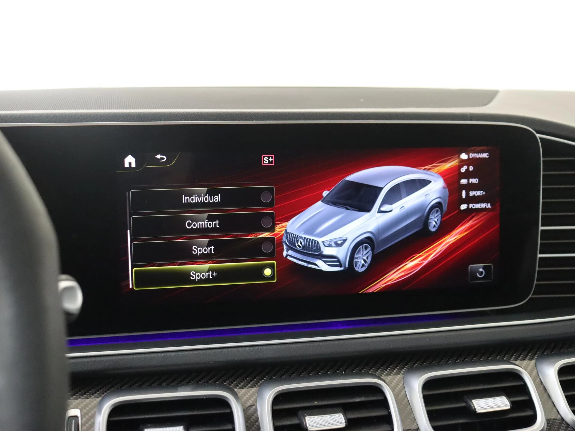 Mercedes-Benz-GLE-image-25