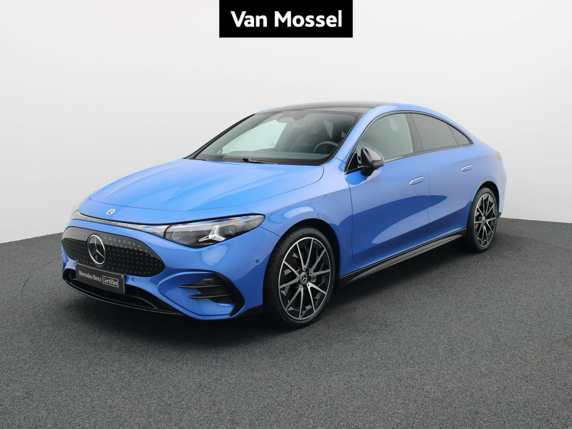 Mercedes-Benz-CLA-image-0