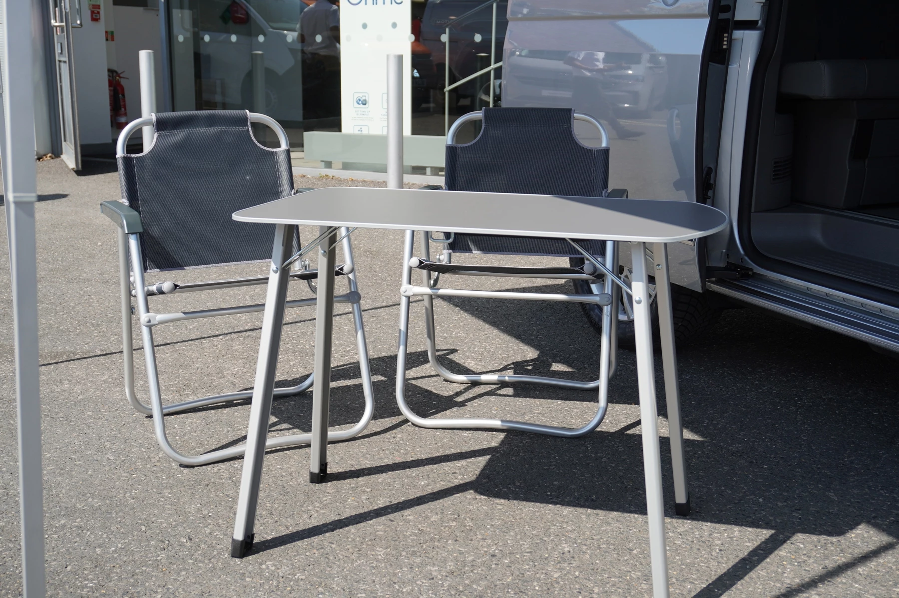 Volkswagen-California-image-25