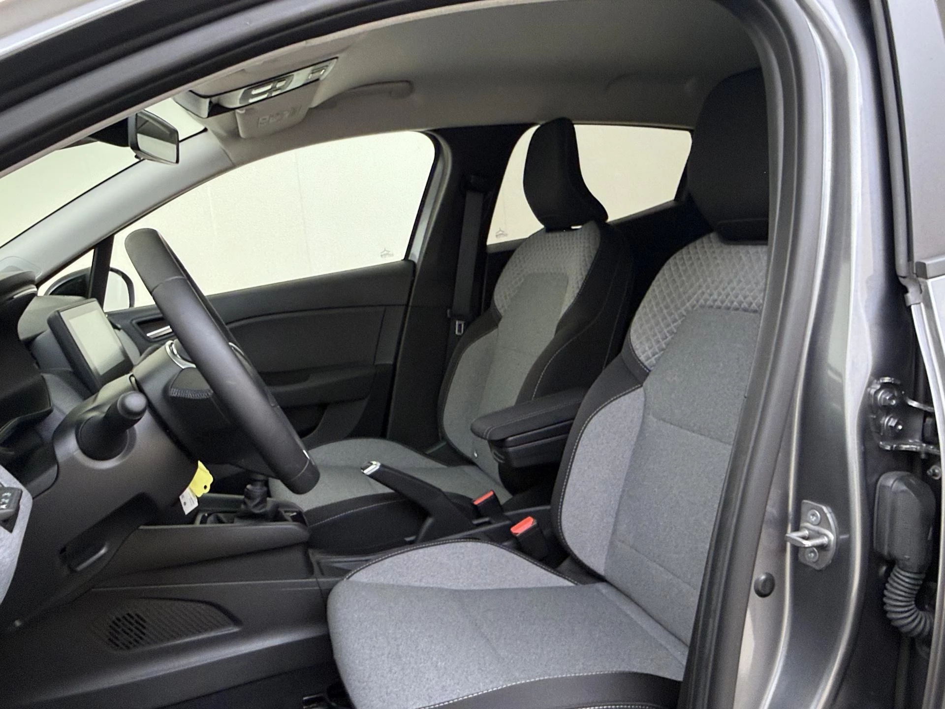 Renault-Clio-image-10