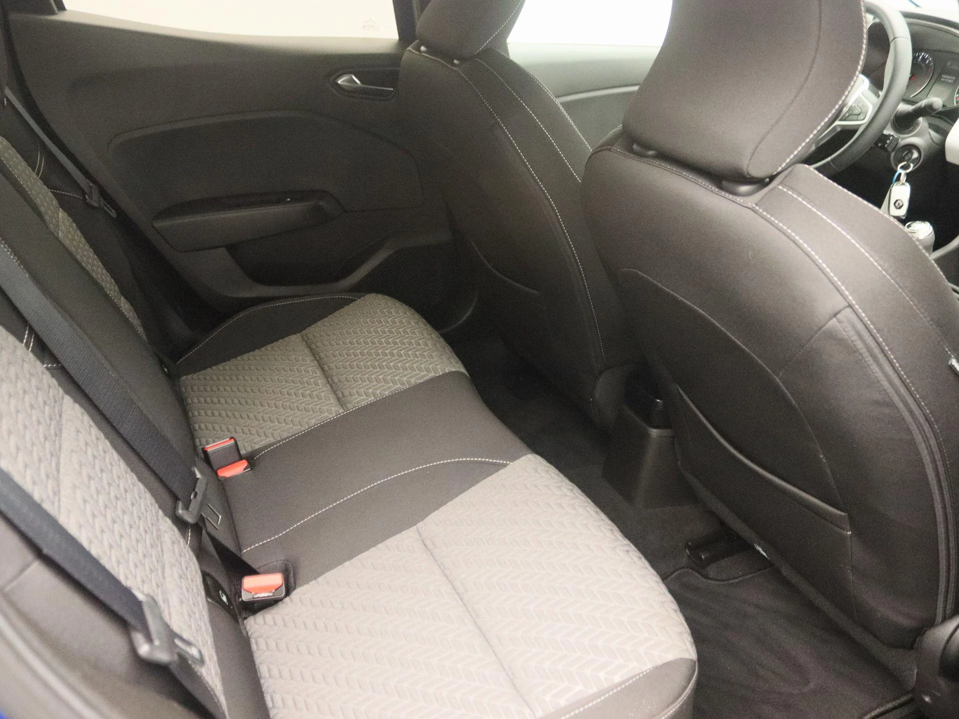 Renault-Clio-image-20