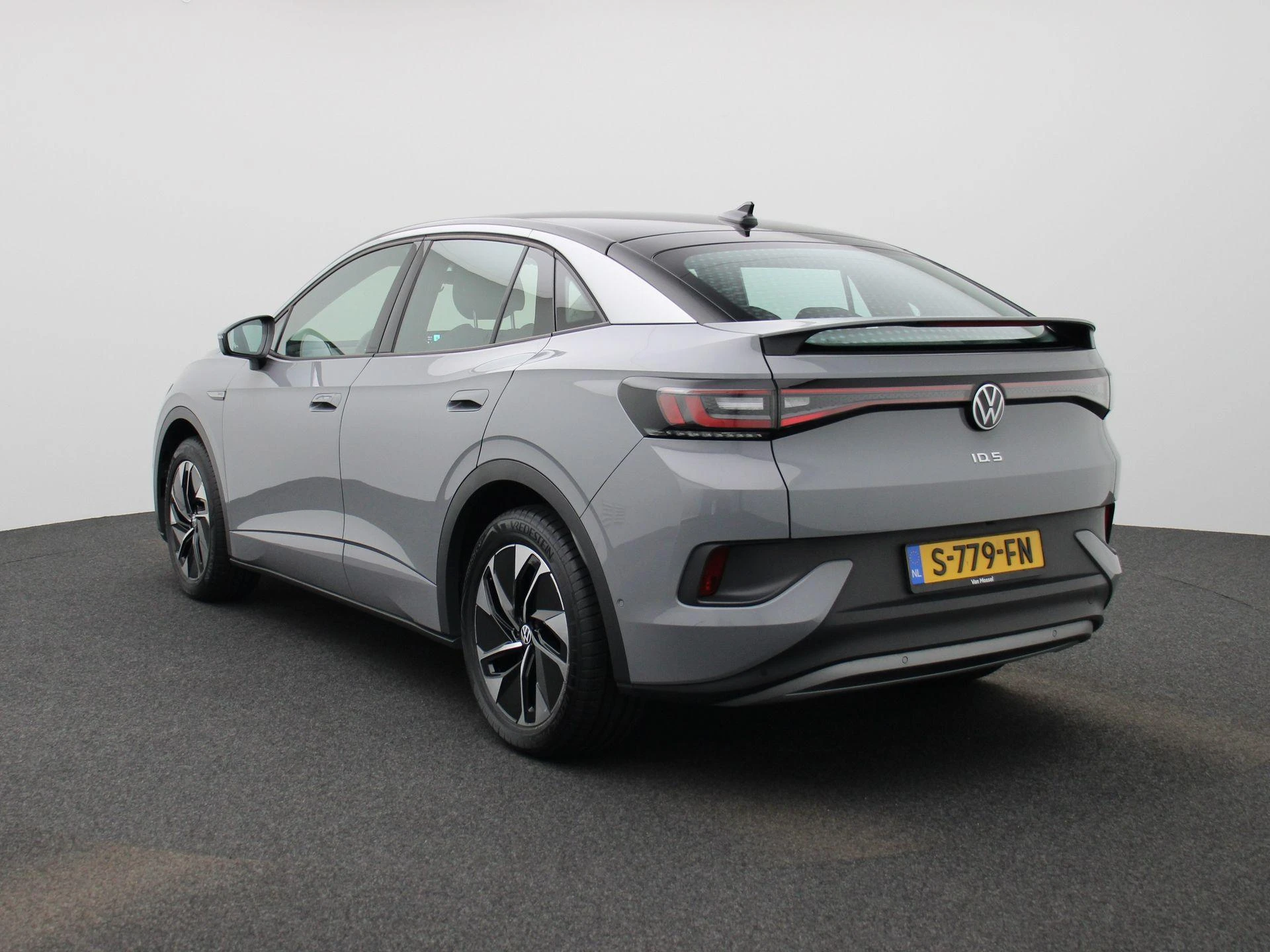Volkswagen-ID.5-image-1
