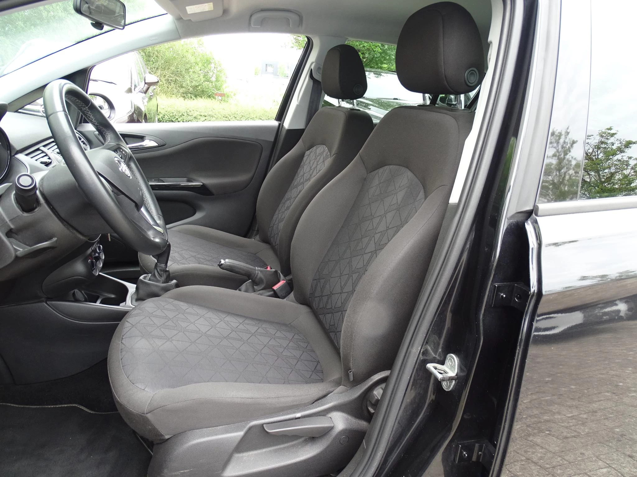 Opel Corsa 1.2 120 Years edition