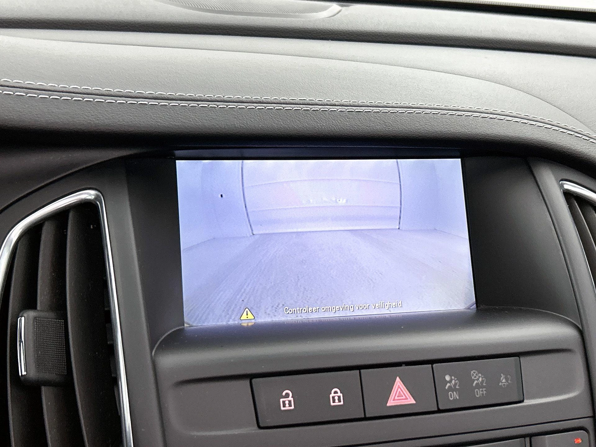 Opel-Cascada-image-10