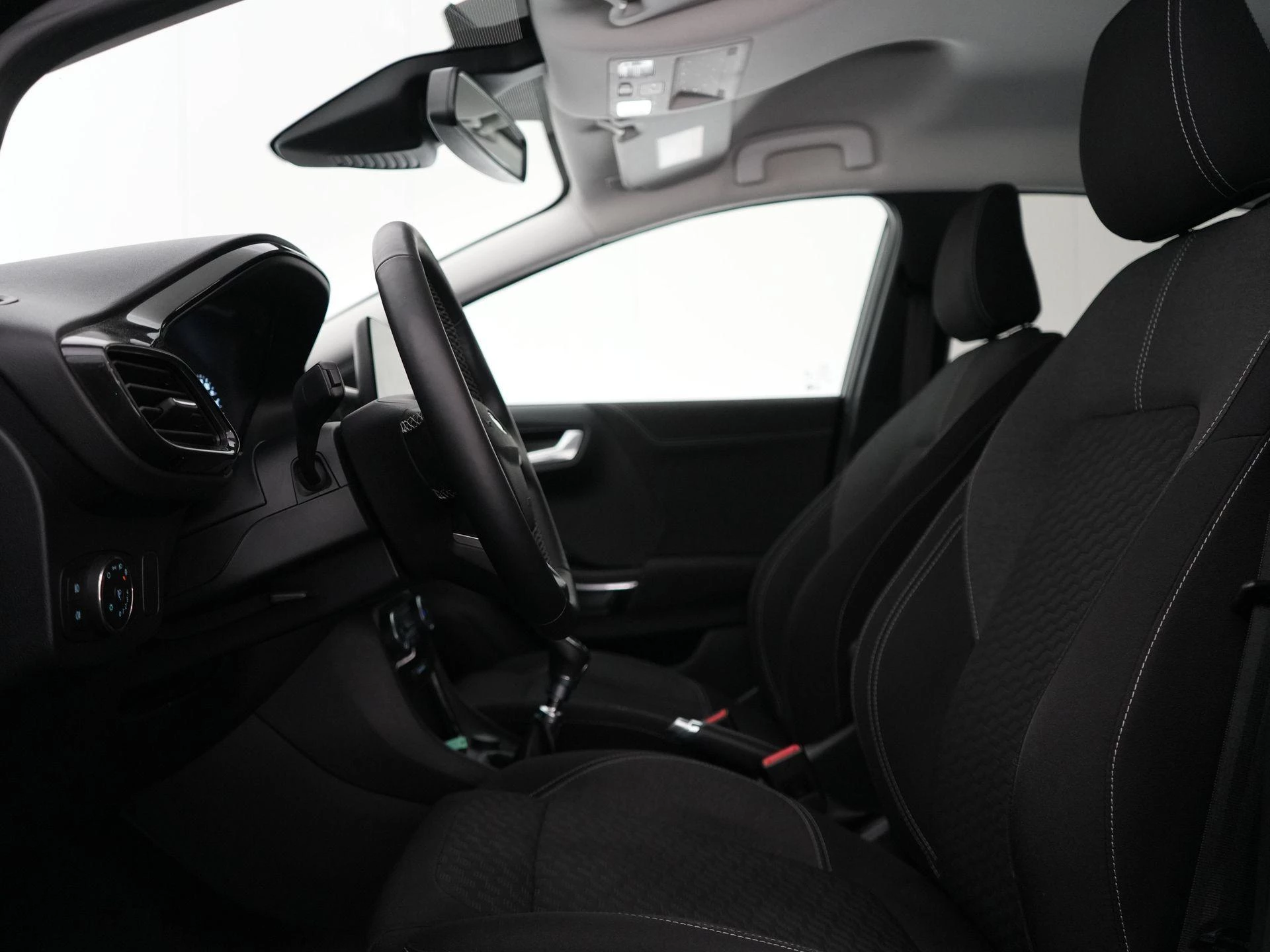 Ford Puma 1.0i Ecoboost mHEV 92kW Titanium
