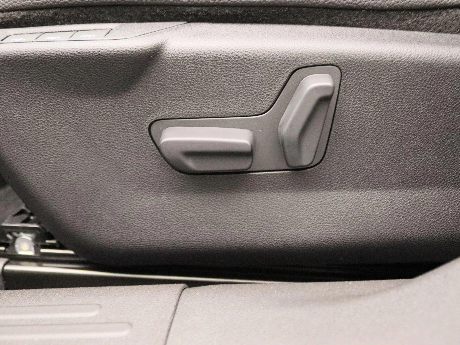 Jeep-Avenger-image-13