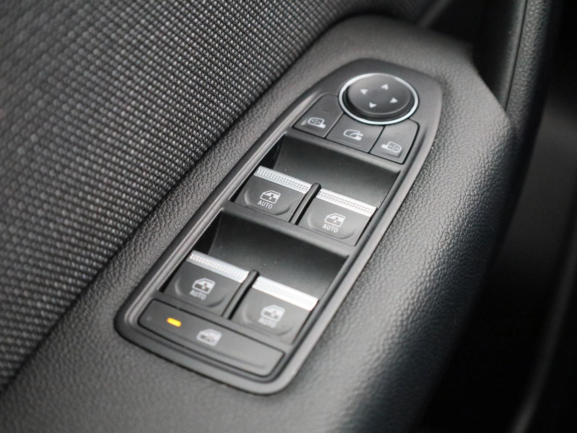 Renault-Captur-image-31