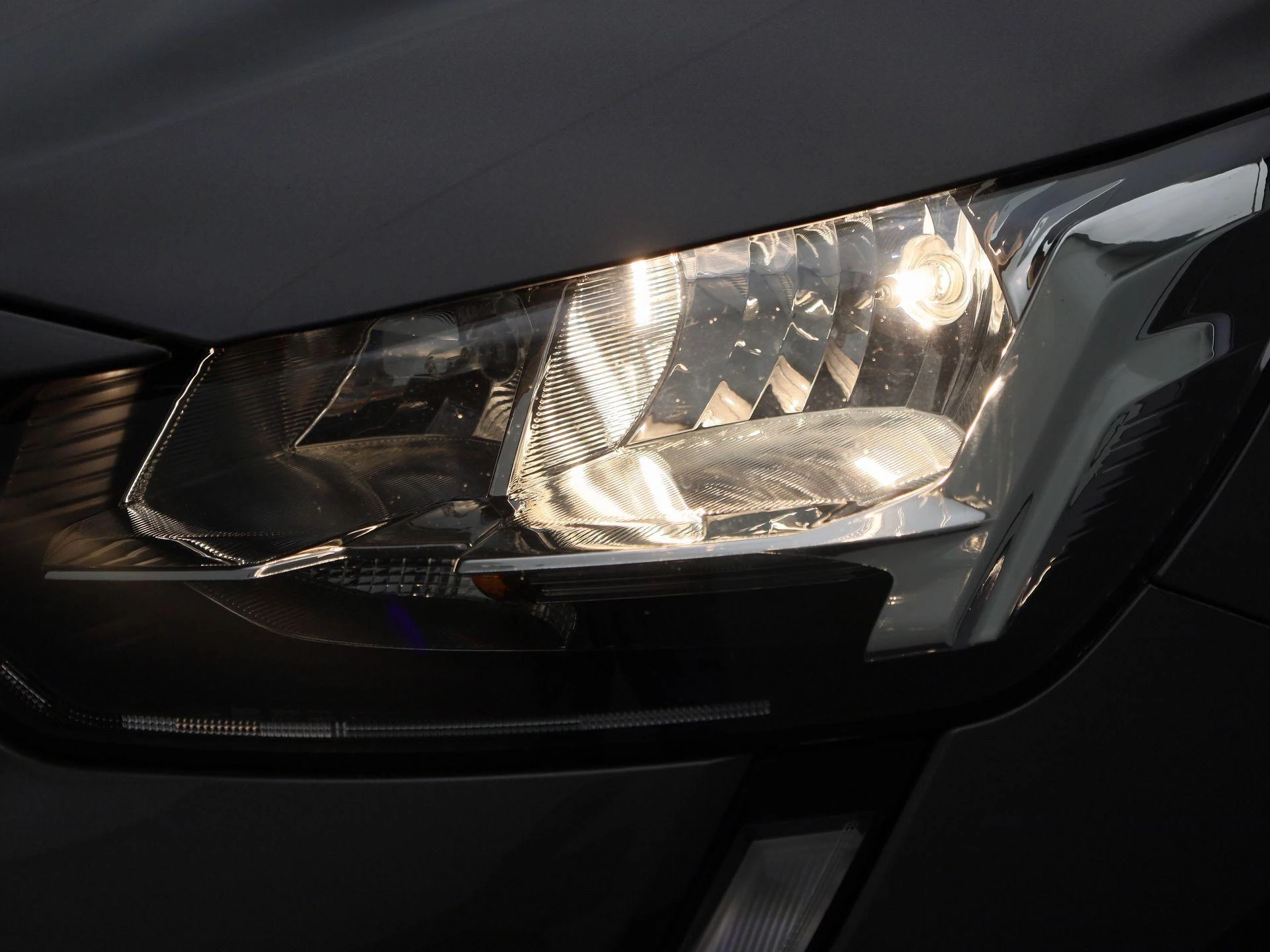 Peugeot-208-image-16