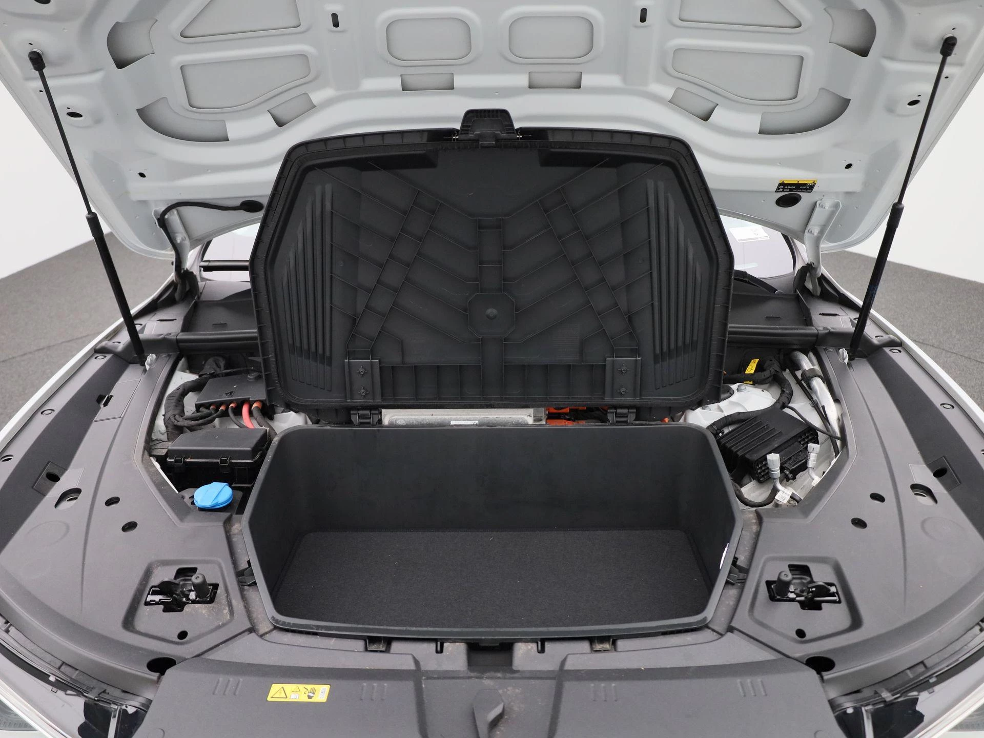 Audi-e-tron-image-41