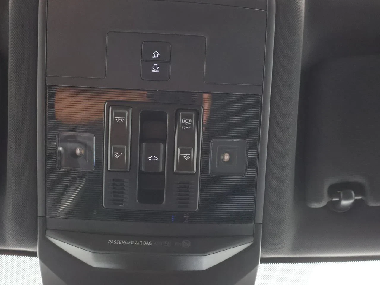 Volkswagen-T-Roc-image-23