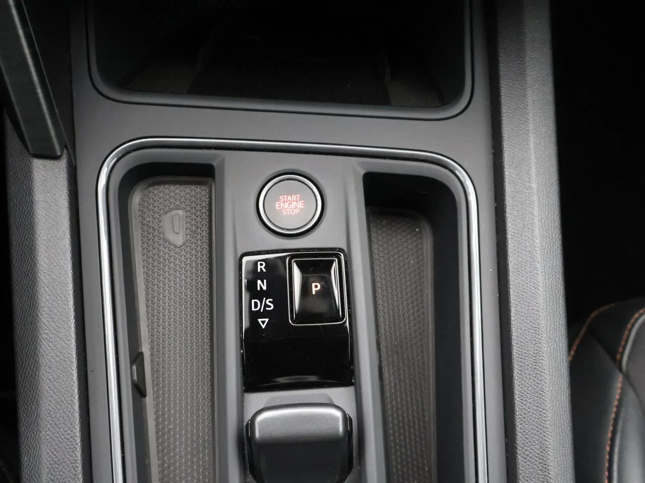 CUPRA Leon Sportstourer ST e-Hybrid (PHEV) Leon Break PHEV 1.4e-HYBRID 204PK *AUTOMAAT*LEDER*SPORTZETELS*CAMERA*PDC*NAVI*APP-CONNECT*ACC*...*