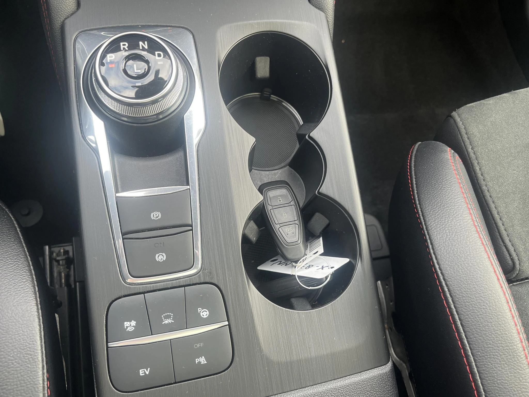 Ford-Kuga-image-22