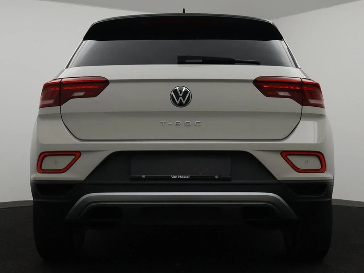 Volkswagen-T-Roc-image-12