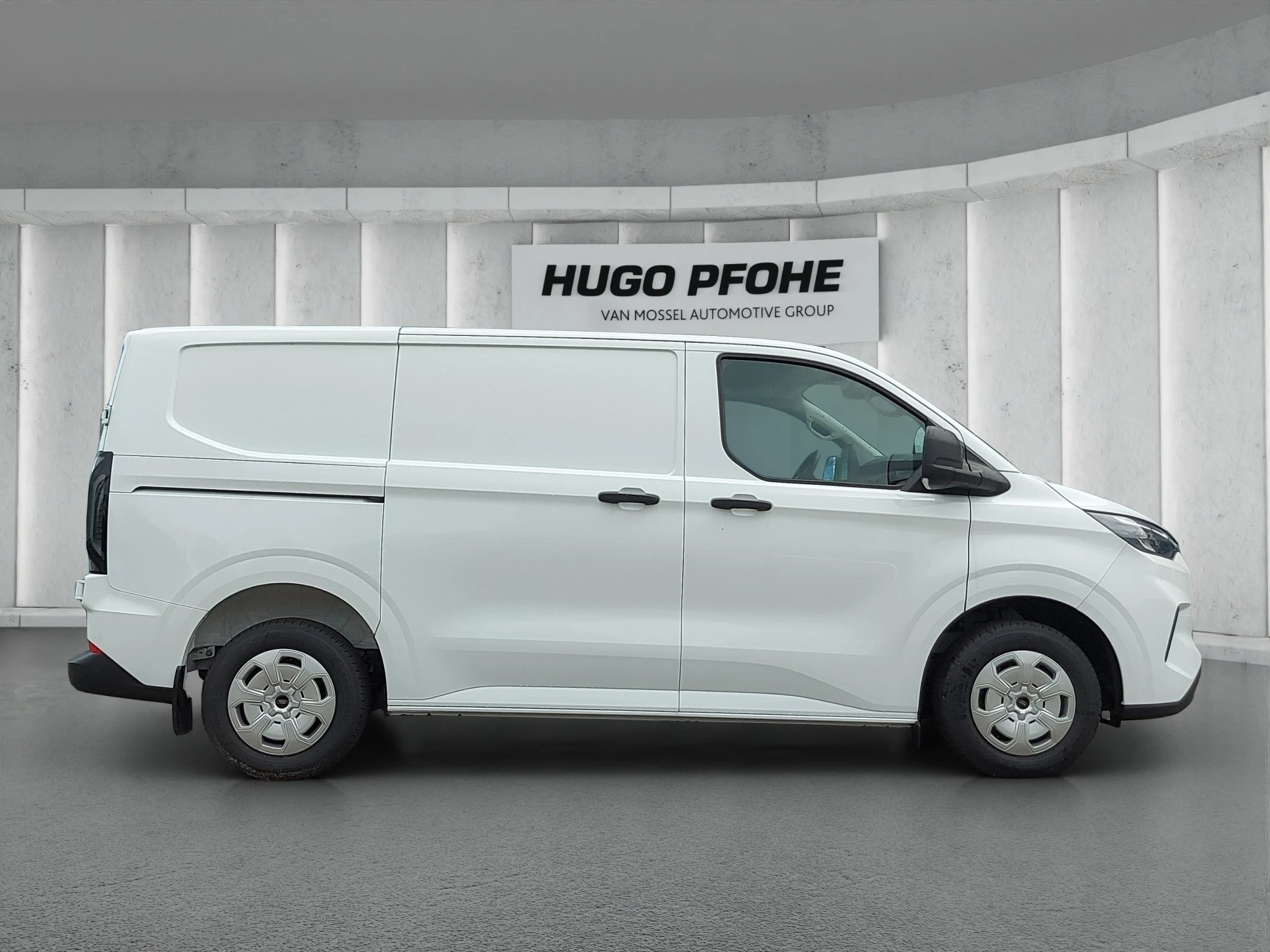 Ford-Transit Custom-image-5
