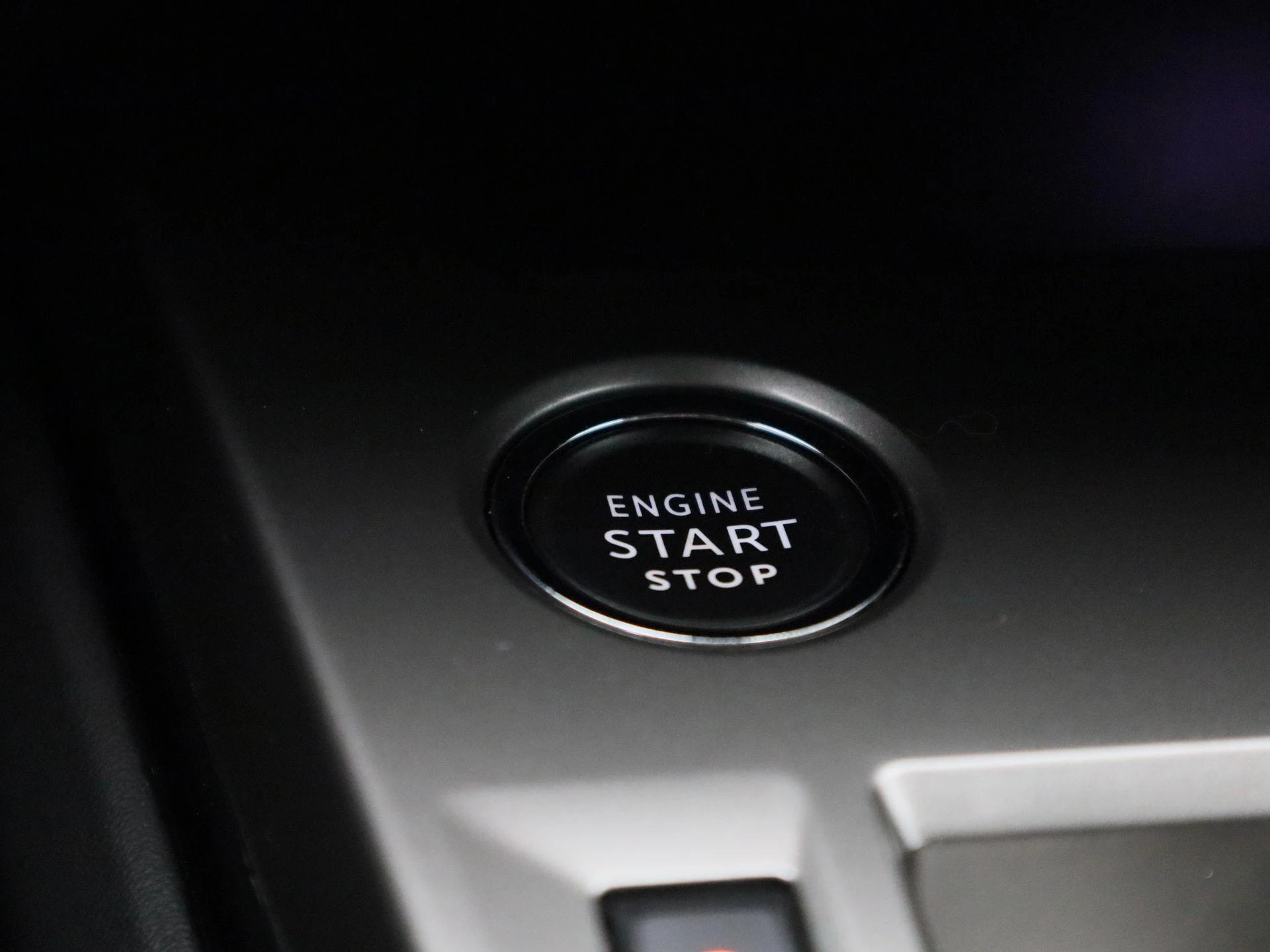 Peugeot 308 SW 1.6 Hybrid 180 S&S EAT8 Allure